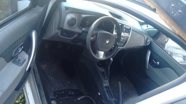 Renault Logam 1,6 8 v completo vendido em peças - Foto 4