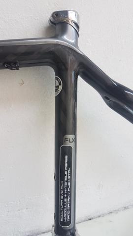 Quadro merida escultura 909 carbono tamanho 52 - Foto 4