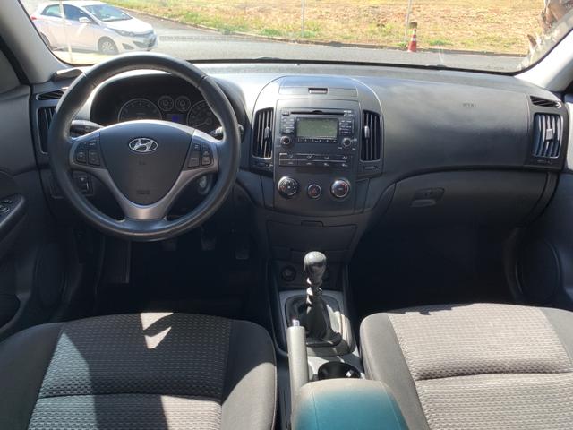 I30 2.0 - Câmbio Manual - Foto 10