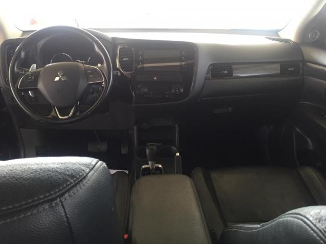 OUTLANDER 2.0 16V 160cv Aut. - Foto 6