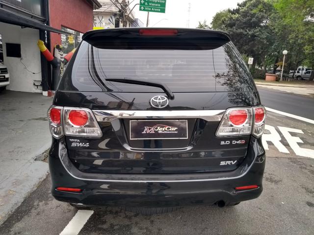 Hilux SW4 SRV 3.0 TDI 4x4 Aut - Foto 7