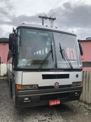 Ônibus rodoviário Mercedes