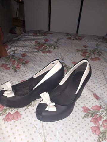Vendo um sapato n 36 melissa original - Foto 2