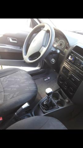 Vendo um Siena top completo Elx fazemos financiamento aceito moto de entrada - Foto 6