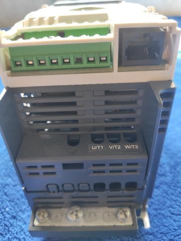 Inversor de frequência Altivar 0,5CV 220V - Foto 3