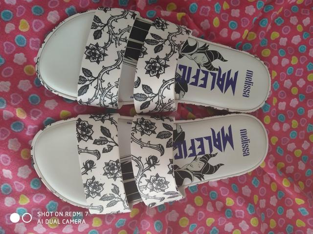 Vendo melissa original 37