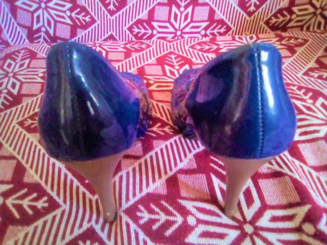 Peep Toe Meia Pata Verniz - Azul - Foto 4