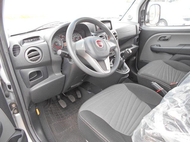 FIAT DOBLÒ 2018/2018 1.8 MPI ESSENCE 7L 16V FLEX 4P MANUAL - Foto 7