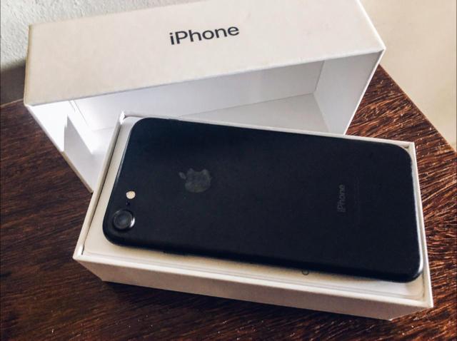 IPhone 7 MATTE 32 GB - Foto 2