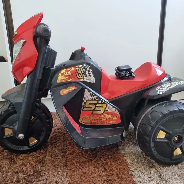 Moto Elétrica Motinha Infantil Banmoto Gatinha 2 Marchas 6v