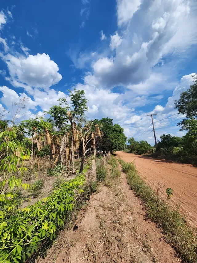 Vende-se chácara com 20.800m2 no bairro Nova Esperança em Cuiabá MT.