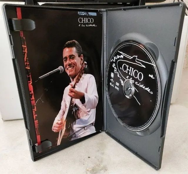 DVD Chico Buarque/Chico e as Cidades-Com encarte, e em ótimo estado - Foto 3