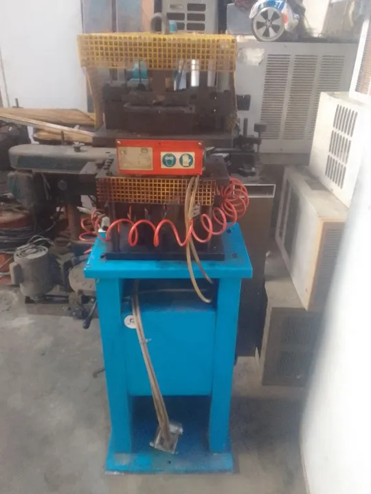 Máquina Industrial prensa aluminio mod. alb0018aAlcoa aceito ofertas