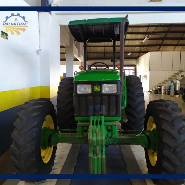 TRATOR  JOHN DEERE, MODELO JD 5603