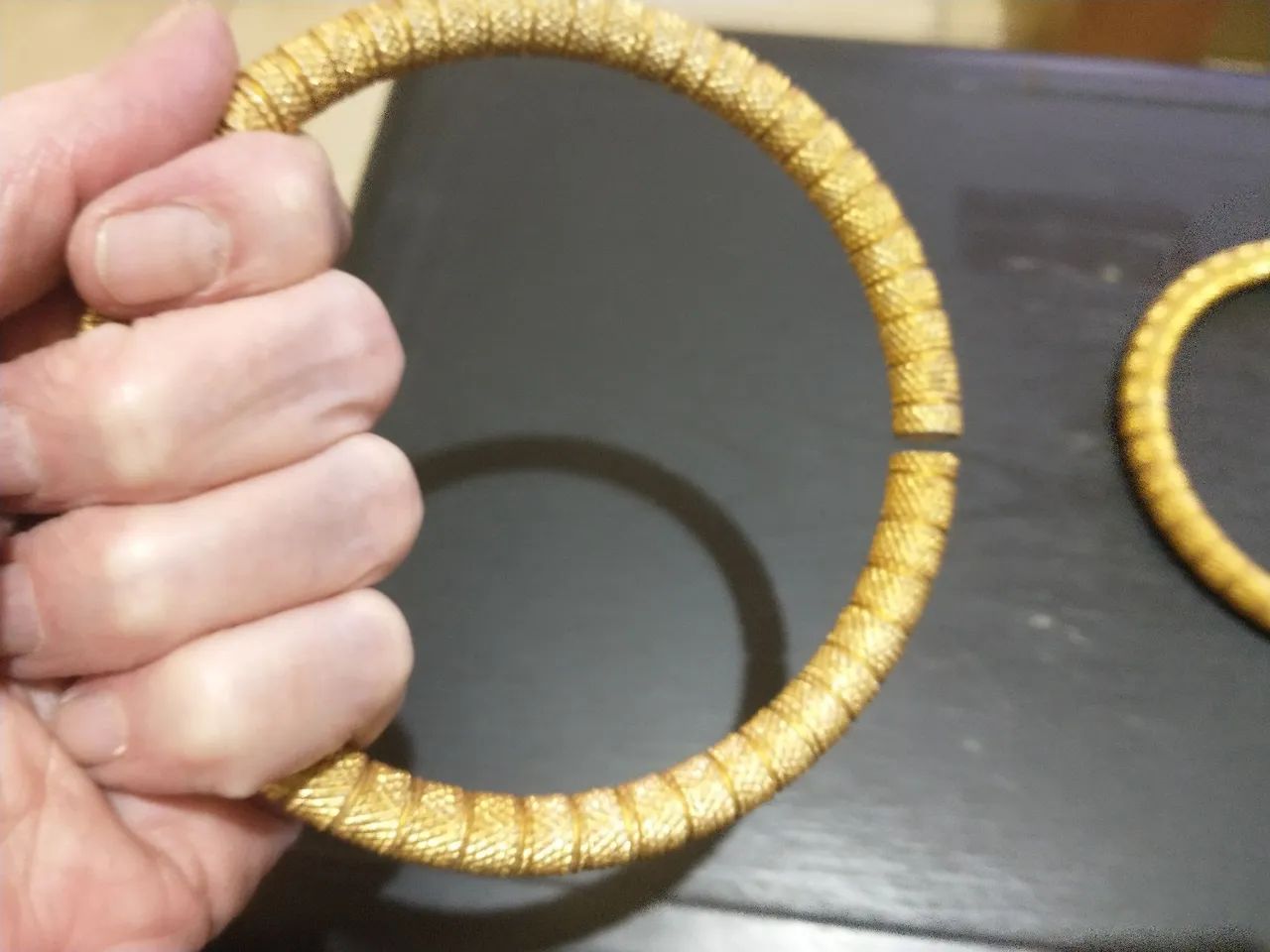 Par de puxadores de cortina dourados - Foto 5