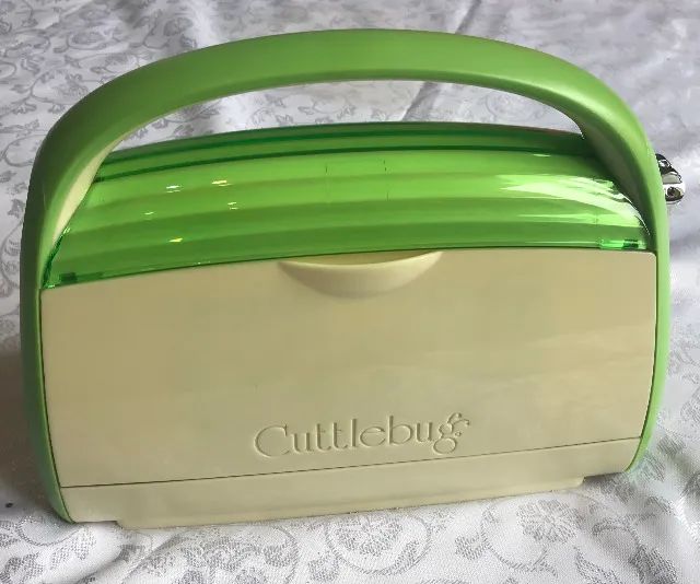 Maquina De Corte E Relevo Cricut Cuttlebug Com Acessorios Co - Foto 5