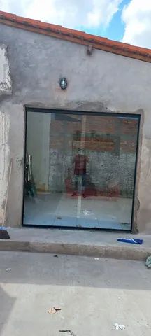 Porta de vidro e janela