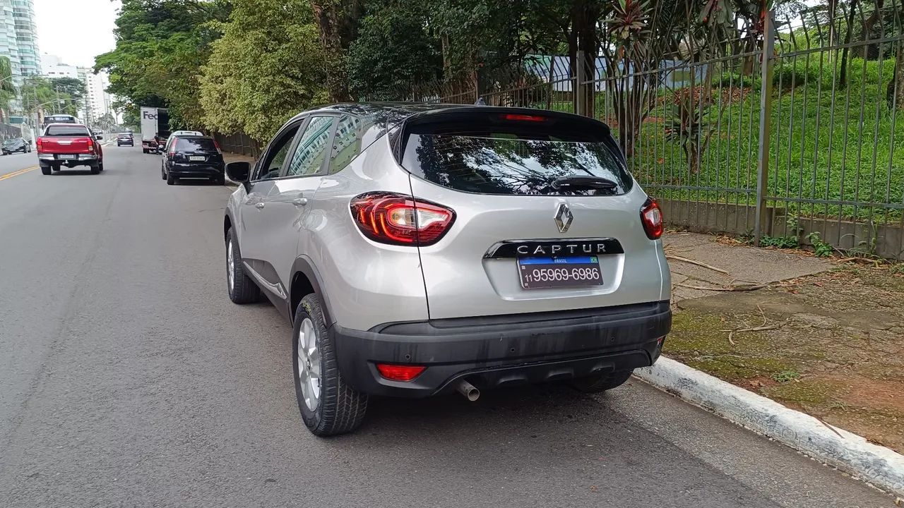 Captur 1.6 life automático 2020 p Uber Black - Foto 5