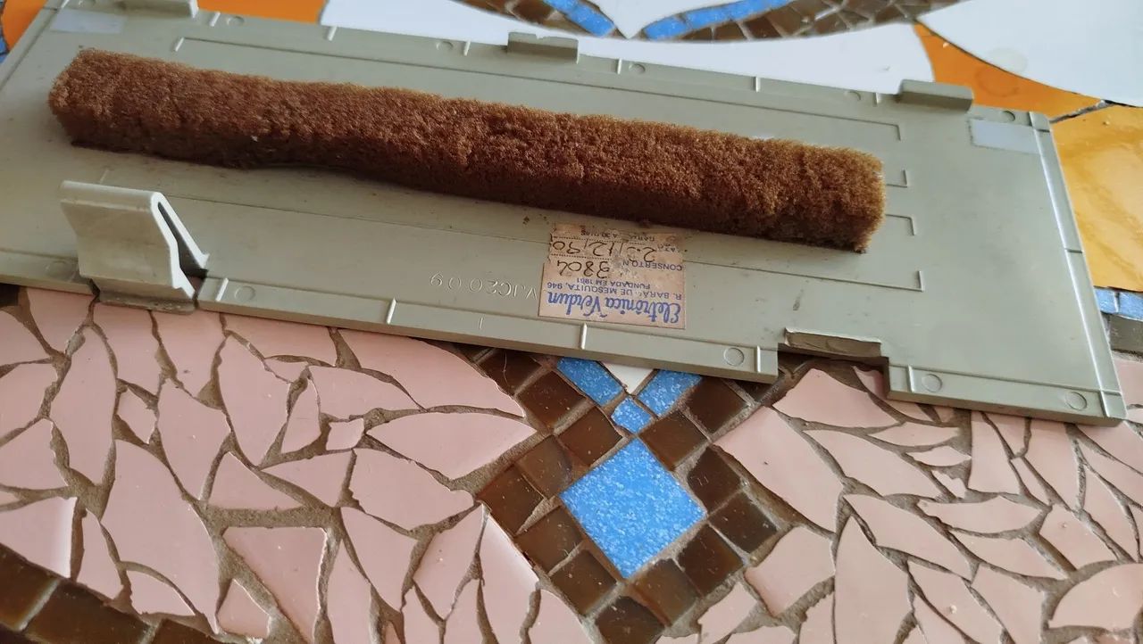 Tampa compartimento de pilhas rádio polivox gr800 - Foto 3