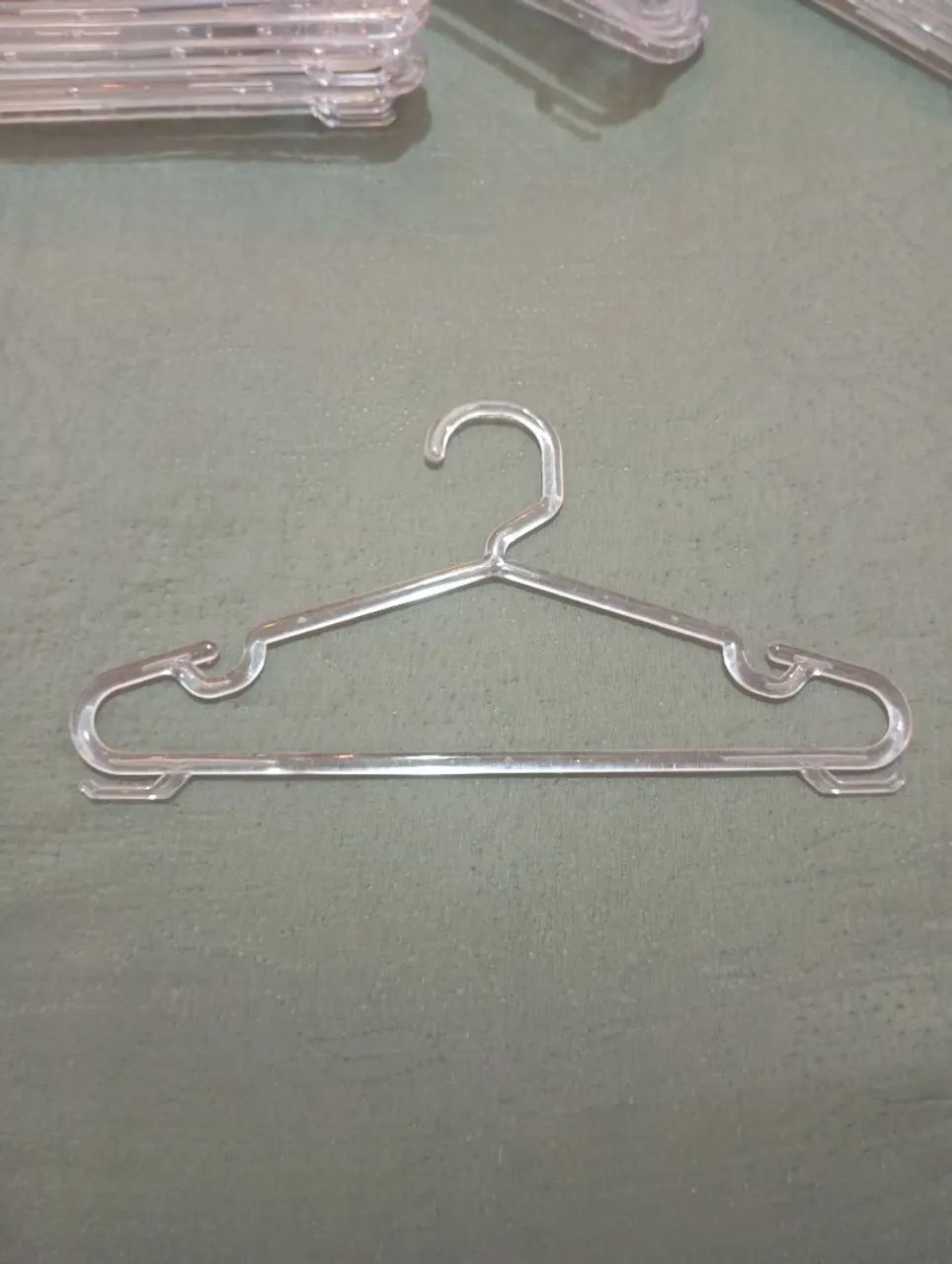 Cabides de plástico transparente para bebê - Foto 2