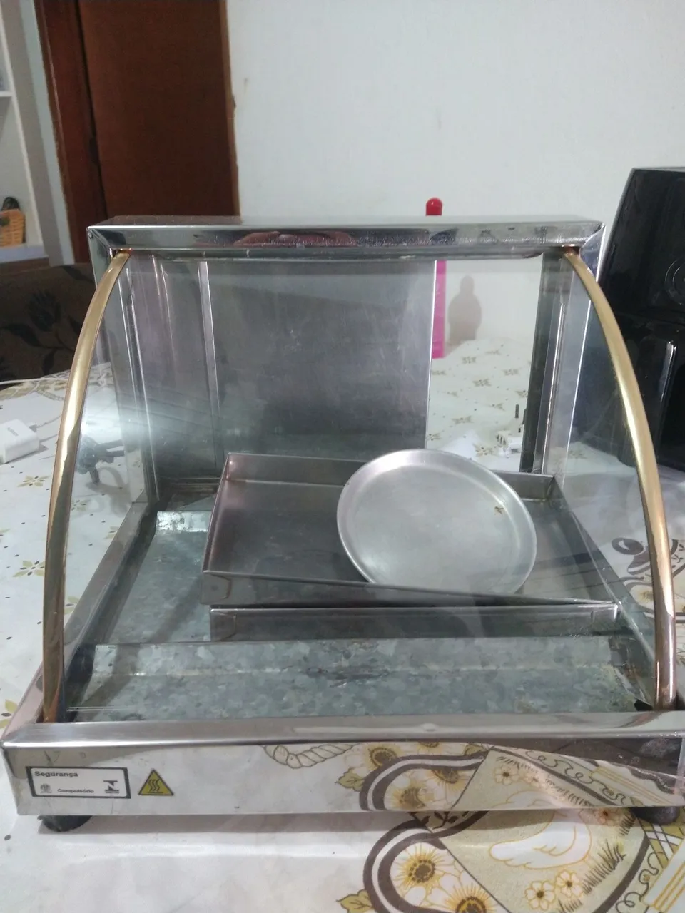 Expositor de salgados e lanches