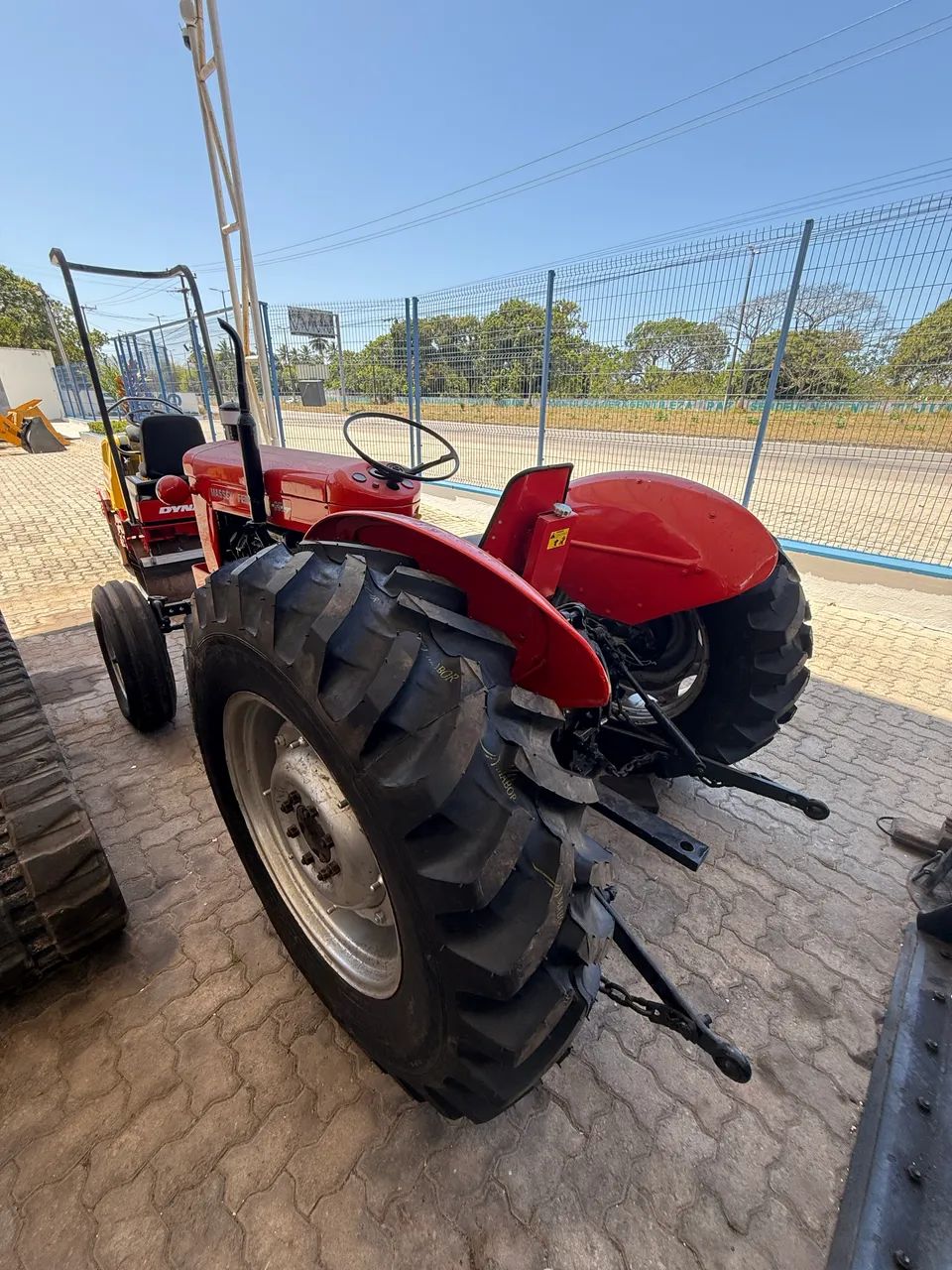 Trator MF 65x - Foto 4