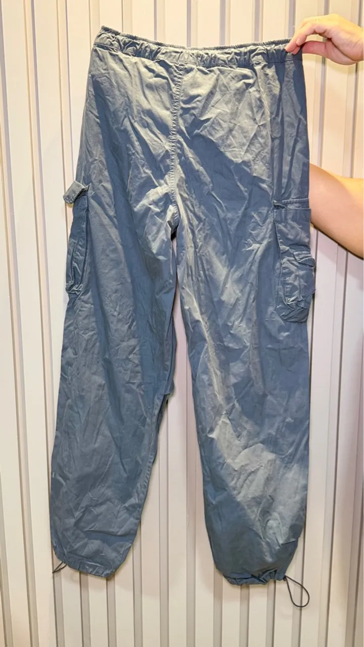 Calça Cargo Azul com Cordinha na Barra