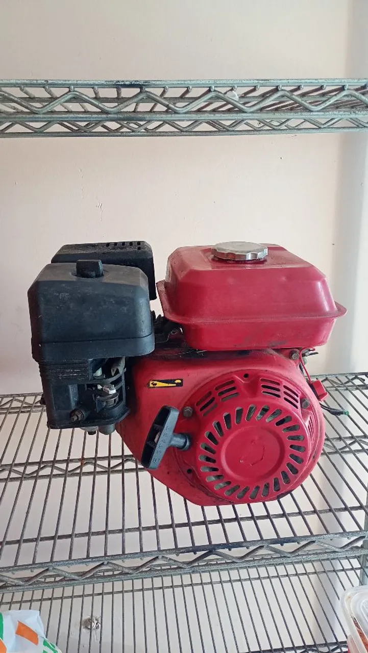 Vende-se um motor revisado recentemente