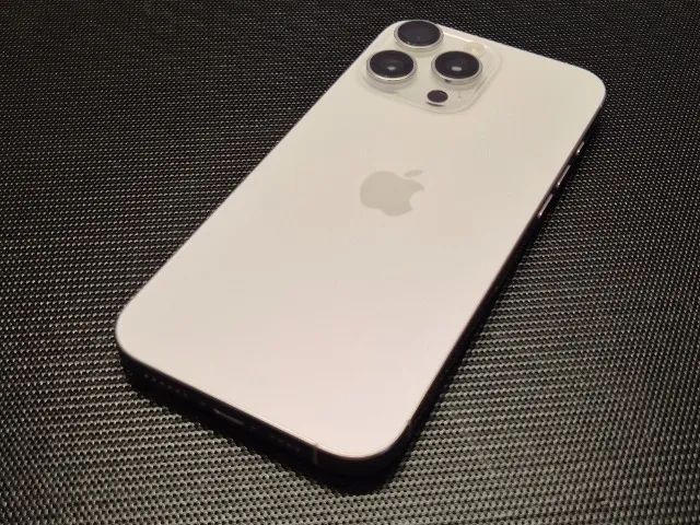 iPhone 16 Pro Max Titânio Branco | 256Gb | Chip Físico | Nacional