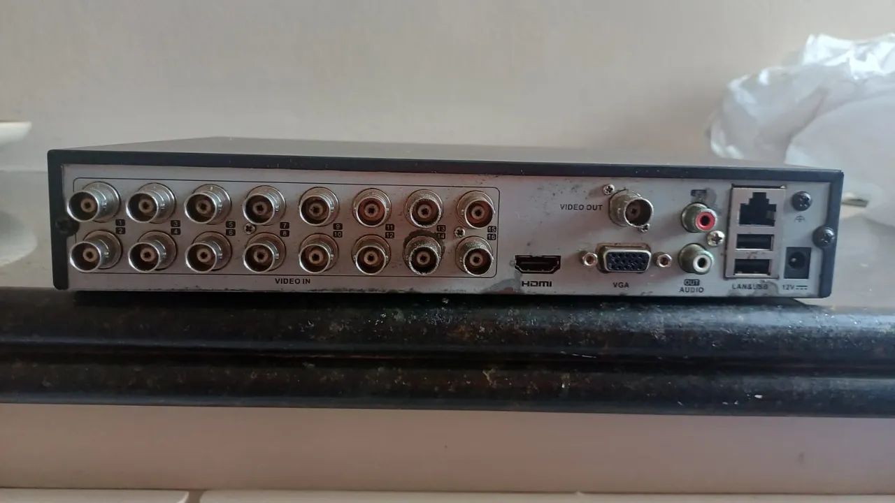 Gravador de Vídeo Hikvision Dvr 16 canais com HD 1tb - Foto 2