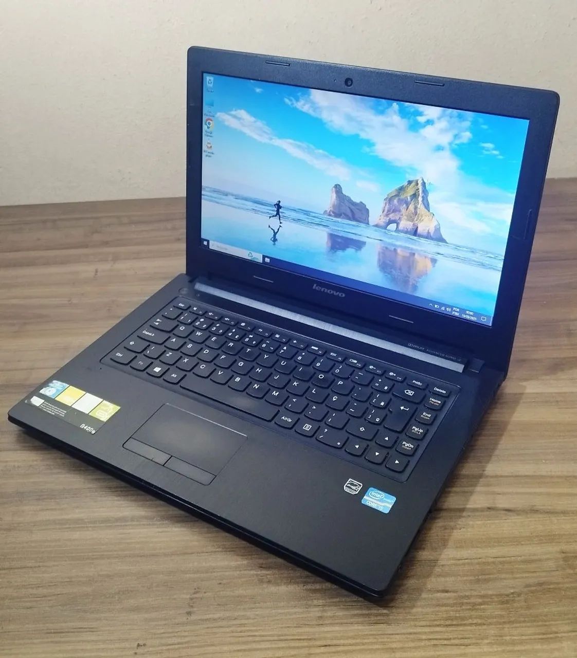 Notebook Core i5 , 4GB RAM, HD 500 GB