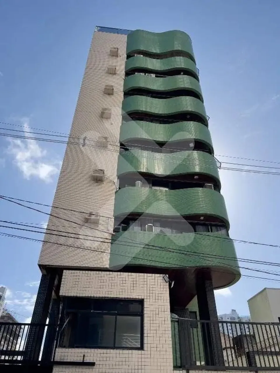 Apartamento à venda em Petrópolis (Natal/RN) | Condomínio Aluísio Bezerra | 4/4 sendo 3 su
