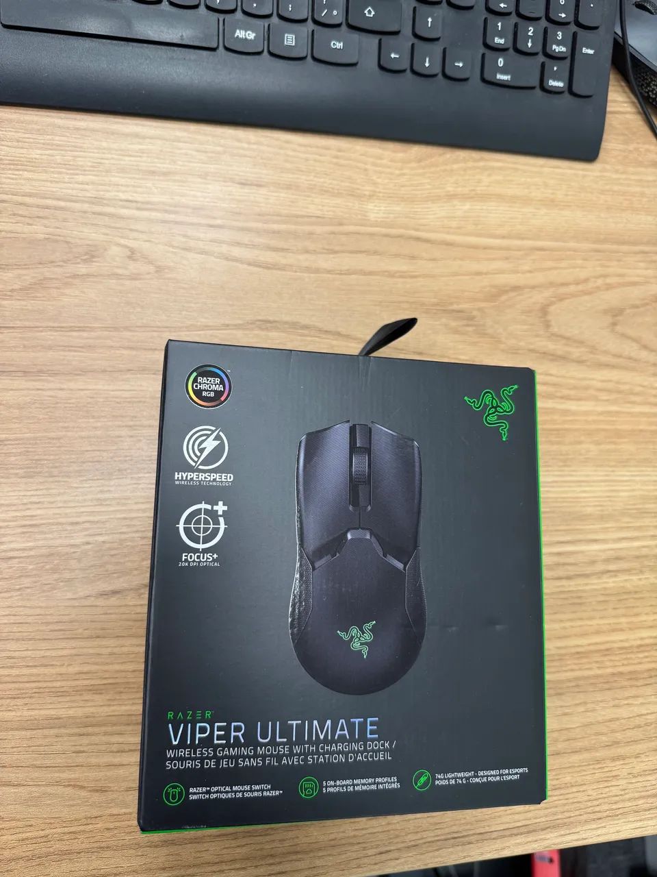 Mouse Gamer Sem Fio Razer Viper Ultimate - 20.000 DPI, 8 Botões, Chroma RGB