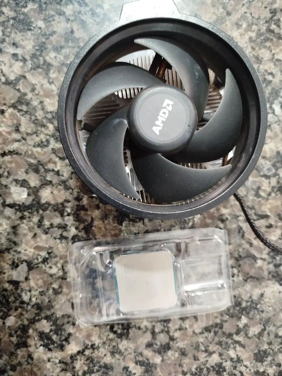 Processador RYZEN 3 3200G (vídeo integrado)+ COOLER BOX  - Foto 2