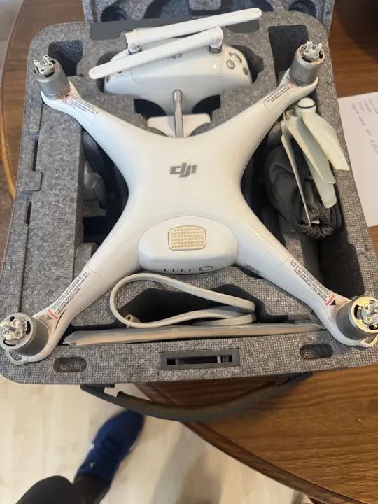 Drone DJI fanton 4 - Foto 2