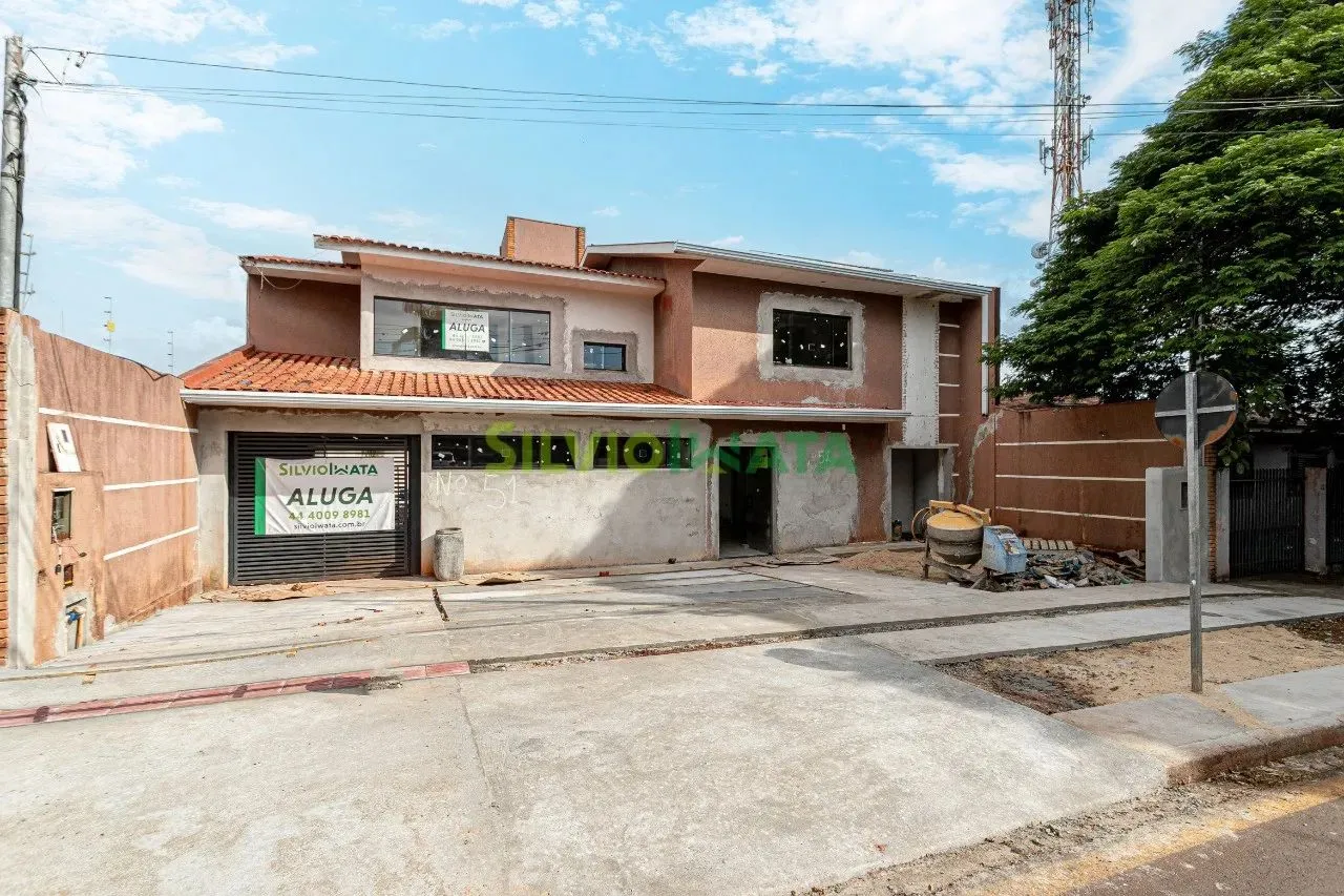 Salas comerciais disponível na zona 05 - Ao lado do Hospital Paraná.