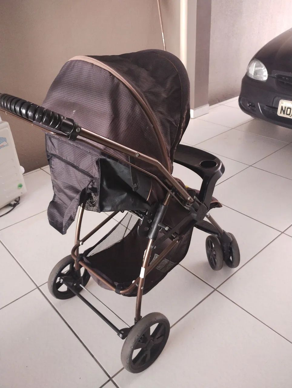 Carrinho de Bebê Compacto e Confortável - Foto 2