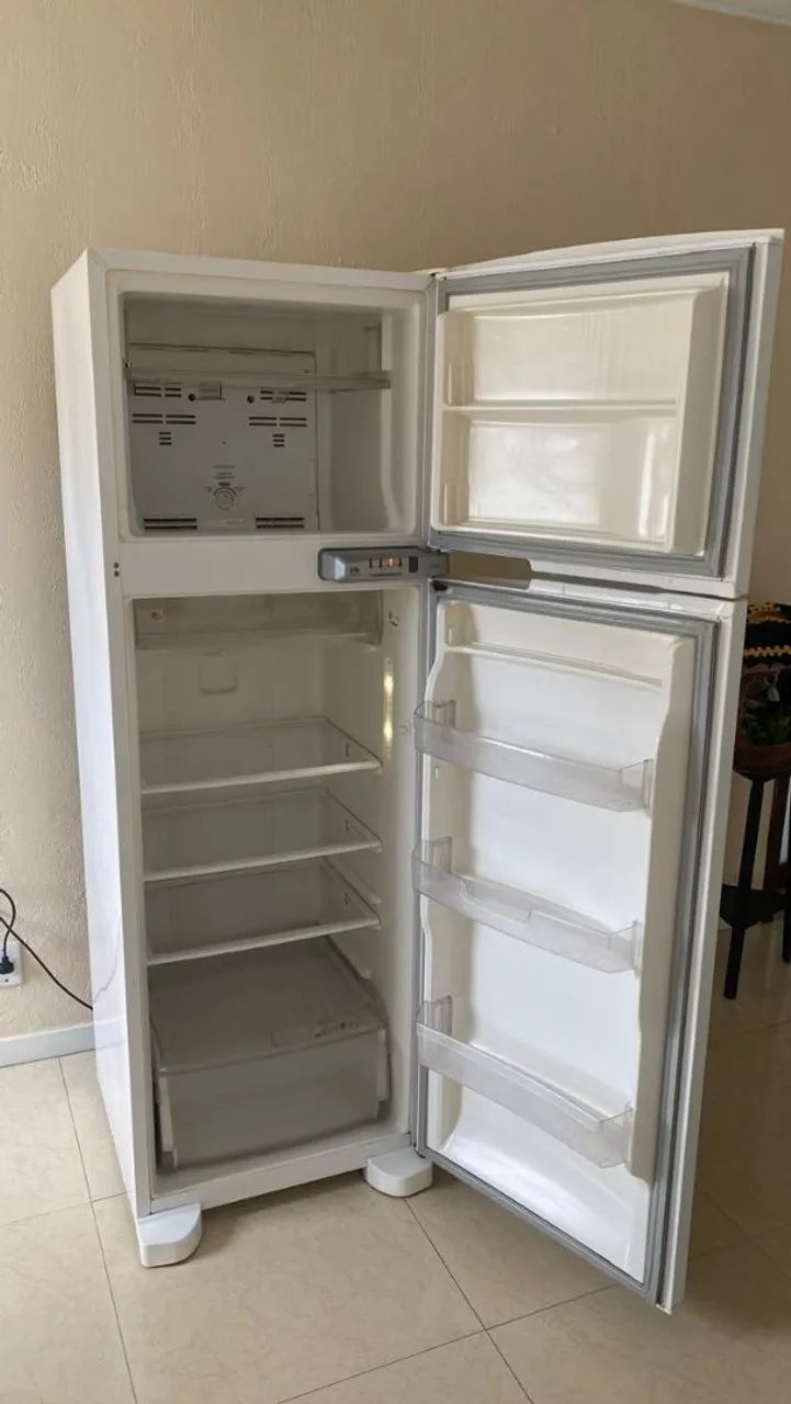 Geladeira Brastemp Frost Free 220w - Foto 4