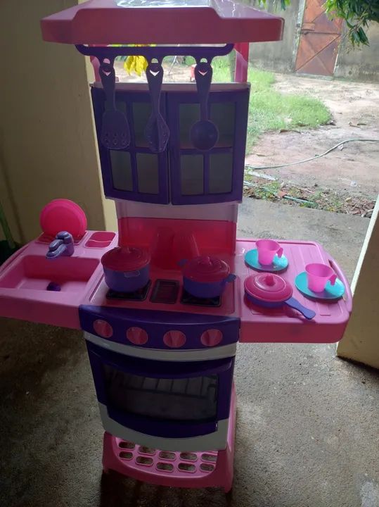 Fogão infantil com utecilios 