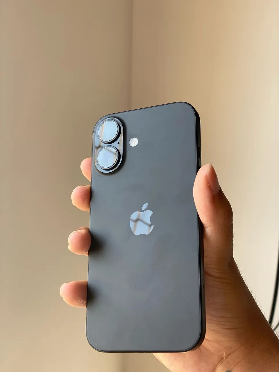 iPhone 16 128GB Black Titanium - VALOR ABAIXO PARA SAIR RÁPIDO