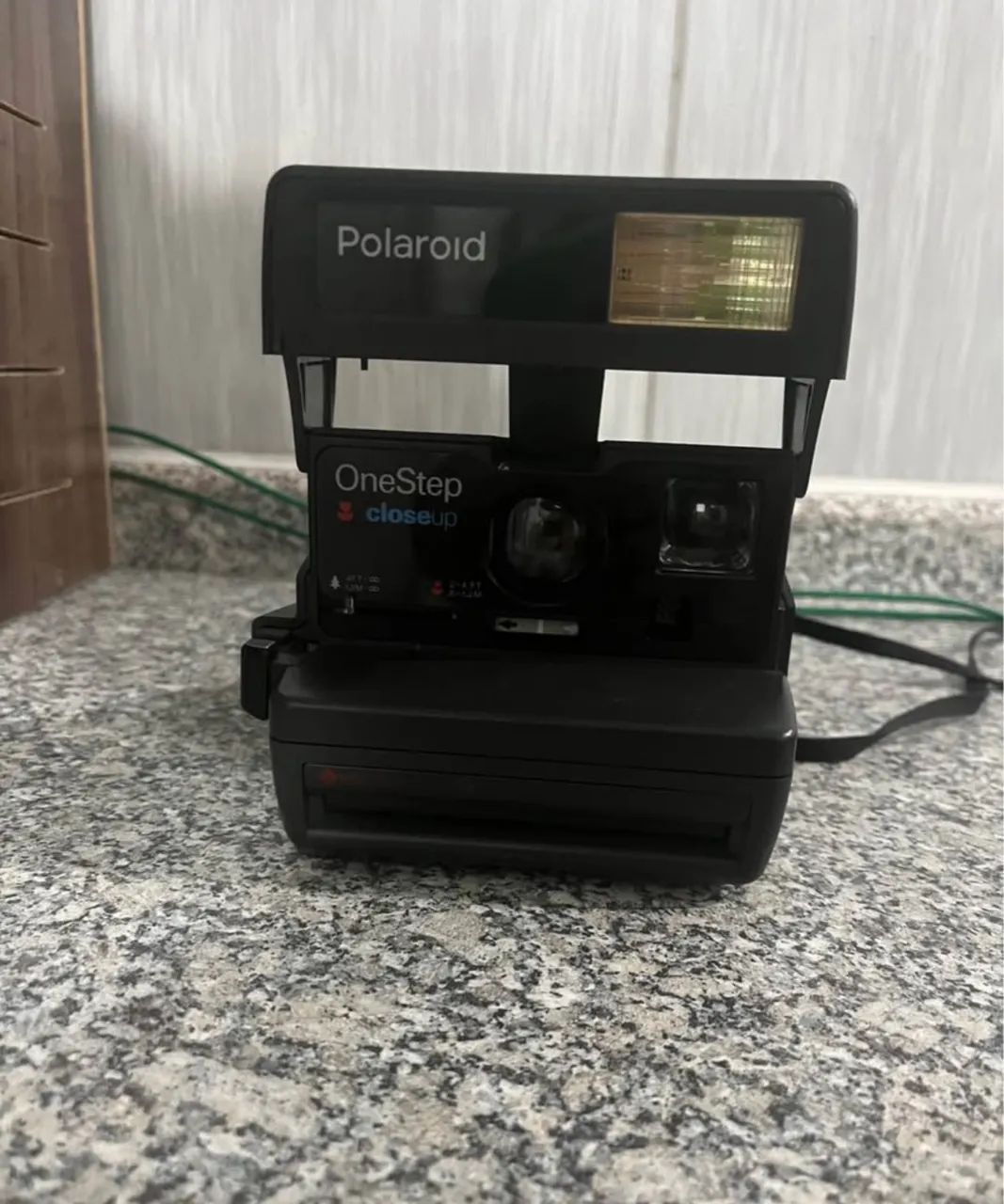 Câmera polaroid antiga 