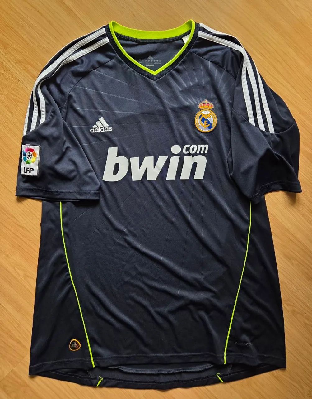 Camisa Real Madrid away 10/11 XL - Roupas Esportivas - Vila Dom