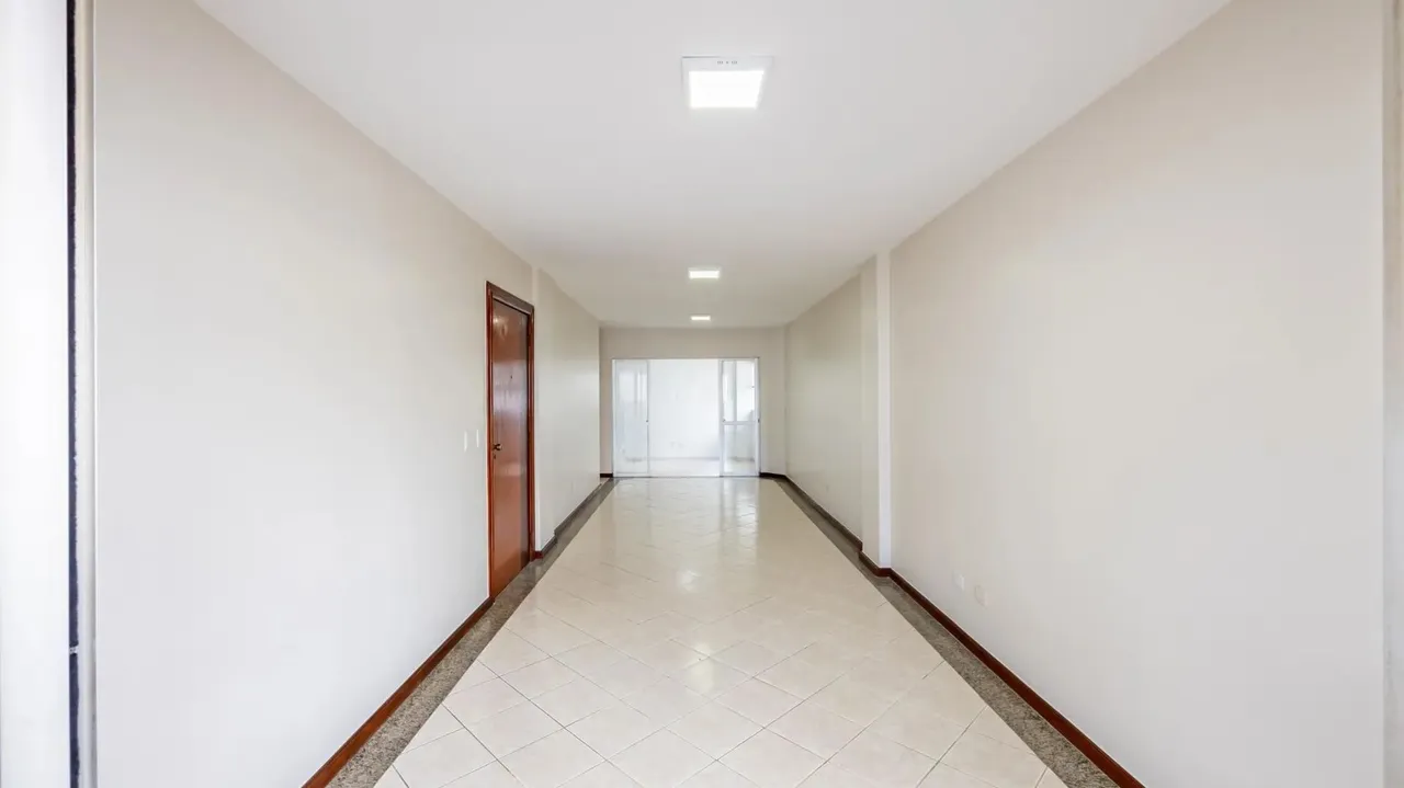 Apartamento de 3 quartos no Setor Bela Vista, Goiânia.