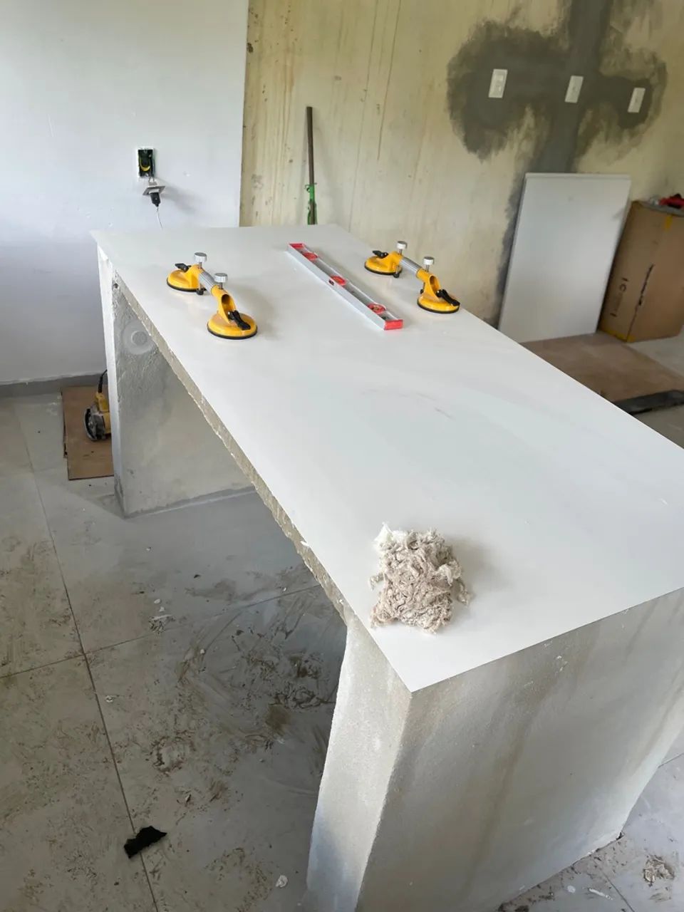 Bancada em porcelanato branco  - Foto 5
