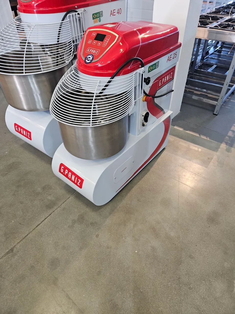 Amassadeira espiral industrial 25kg T380V duas velocidades - a pronta entrega