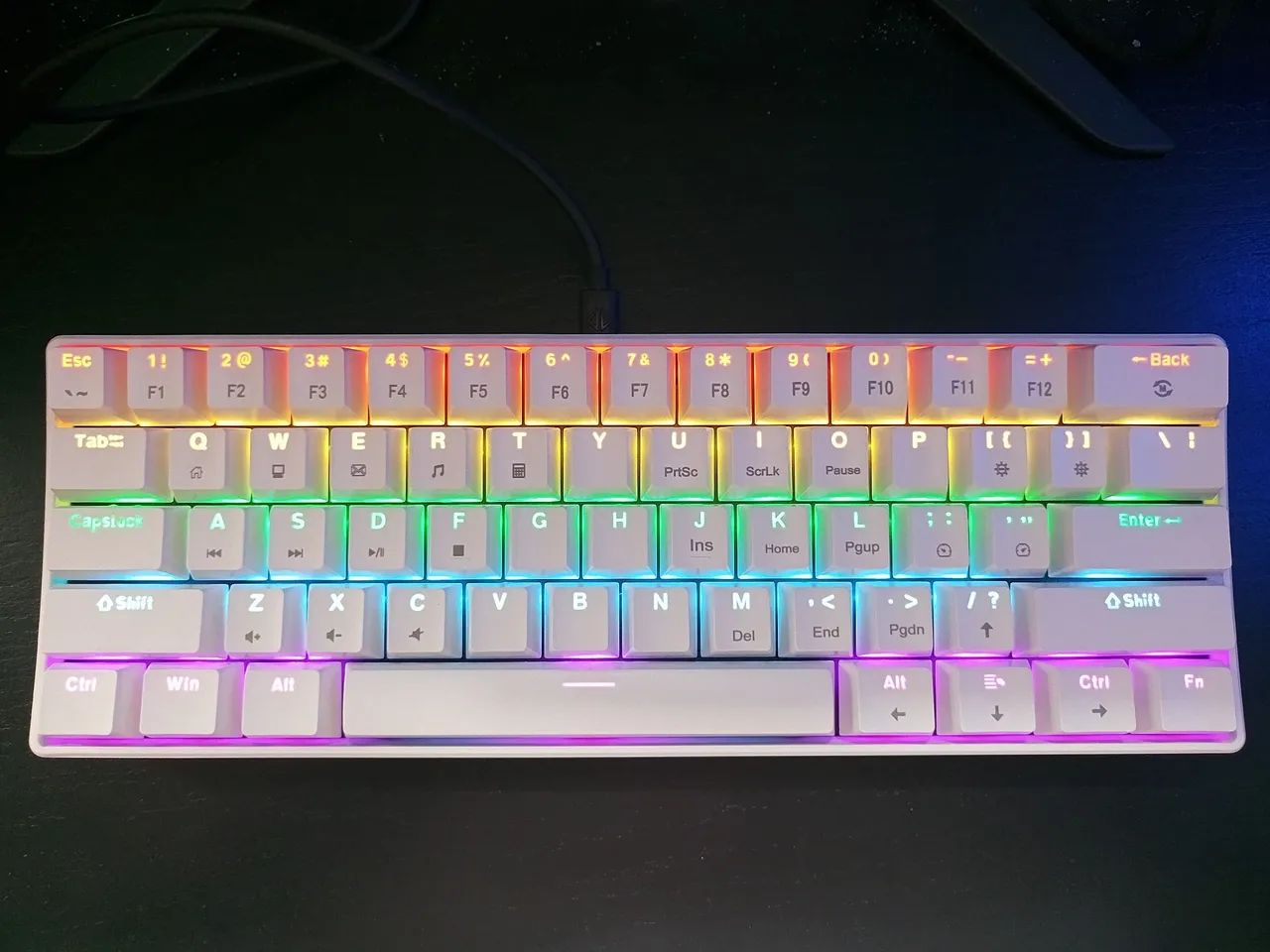 Teclado mecânico RGB K61 Switch red64312425193985121