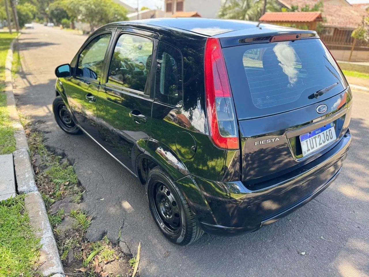Fiesta Hatch 1.0 Manual 2014 - Foto 2