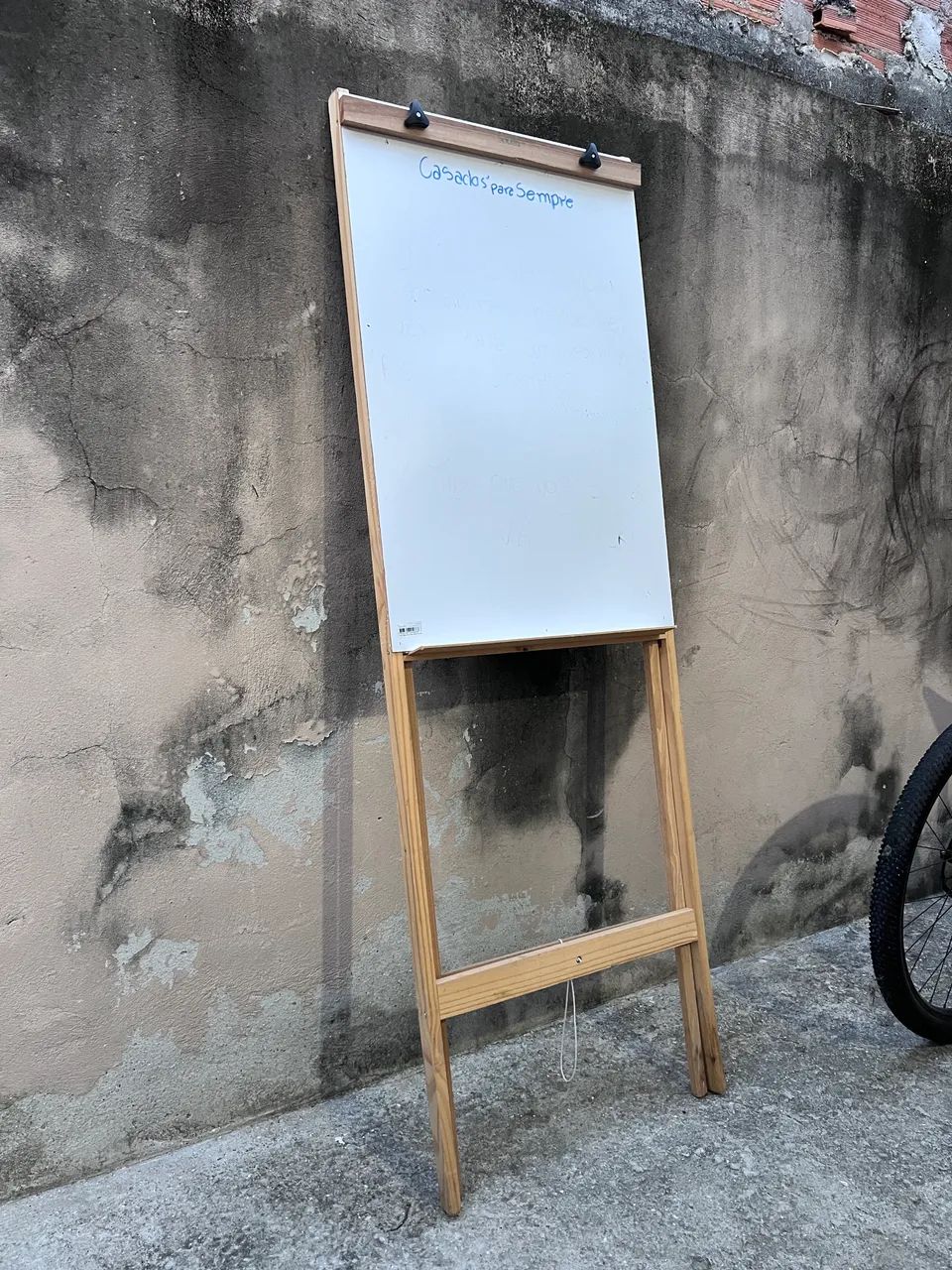 Quadro branco com pé 