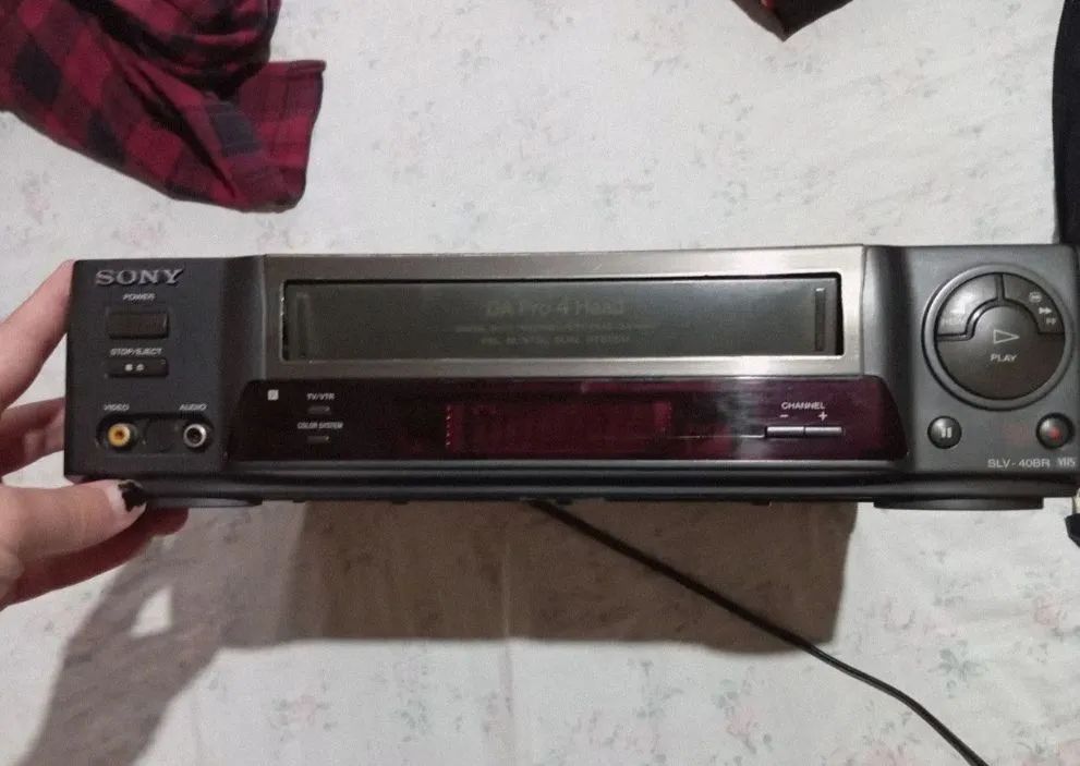 Vídeo cassete sony 80$