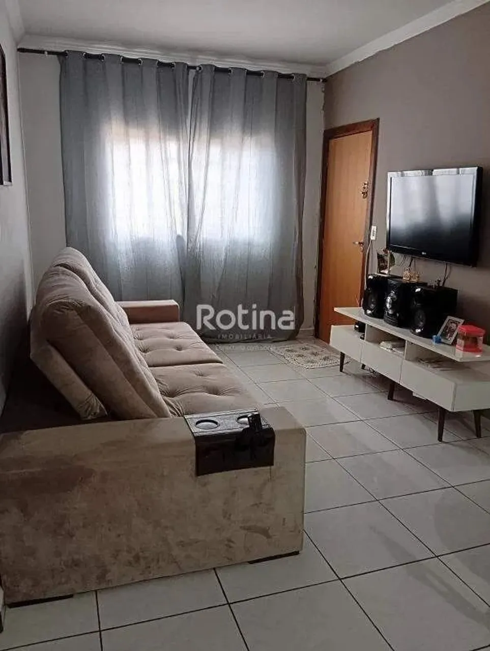 Casa à venda, 6 quartos, Santa Rosa - Uberlândia/MG - Rotina Imobiliária